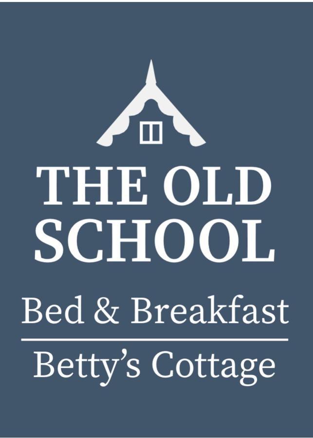 وايتهيفين The Old School And Betty'S B&B المظهر الخارجي الصورة