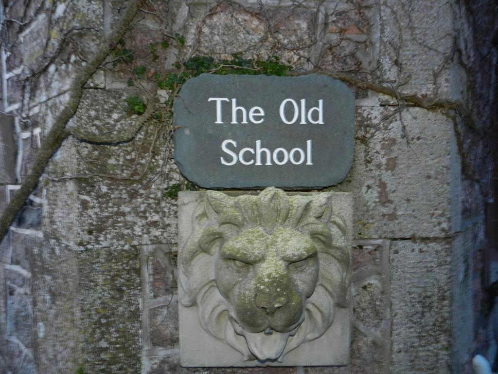 وايتهيفين The Old School And Betty'S B&B المظهر الخارجي الصورة